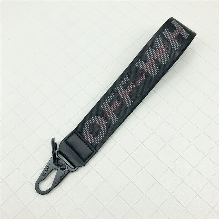 OFF WHITE PENDANT BELTS
